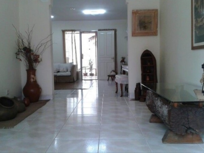 Rumah dijual di Taman Dago Lippo Cikarang